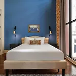 Chuck's Place Aparthotel 2*