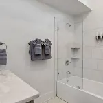 Timeless Elegance Historic Nola Haven 2bd Apartment *