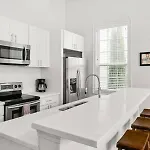 Timeless Elegance Historic Nola Haven 2bd Apartment *