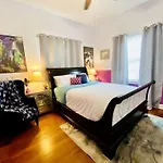Midcity Charm Apartment