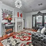 Glam New Orleans Vacation Rental With Deck!
