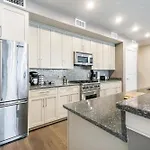 The Big Easy Apartment