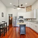 Holiday home Unbeatable 2bd Bayou Luxury Steps To Jazz Fest New Orleans