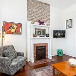 Private 2br In Uptown By Hosteeva