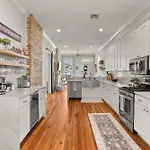 Holiday home Upscale 3 Bed 2 Bath Private In Uptown New Orleans! Close To Magazine Street, Universities, & French Quarter *