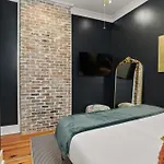 Upscale 3 Bed 2 Bath Private In Uptown New Orleans! Close To Magazine Street, Universities, & French Quarter *