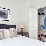 Roami At St. Charles Apartment New Orleans