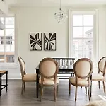 Apartment Roami At St. Charles *