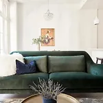 Apartment Roami At St. Charles