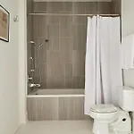Apartment Roami At St. Charles New Orleans