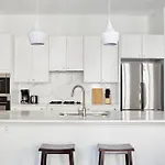 Apartment Roami At St. Charles *