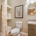 Spacious In Downtown Nola *
