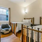 Spacious In Downtown Nola Apartment