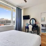 Upscale Nola Apartment