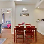 Upscale Nola Apartment *