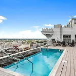 Spacious Modern Condos Near French Quarter
