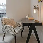 Apartment 2br Spacious Downtown