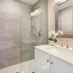 2br Spacious Downtown Apartment *