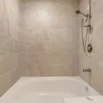 2br Spacious Downtown Apartment