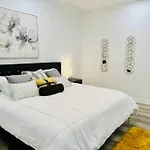 Apartment Modern City Nola Near Super Dome With Parking *