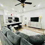 Apartment Modern City Nola Near Super Dome With Parking New Orleans