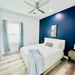 Modern City Nola Near Super Dome With Parking Apartment New Orleans