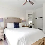 Magazine St 3Br W Dual Balconies Near Fq