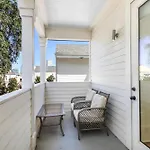 Apartment Amazing 3br Off St Charles With Pool *