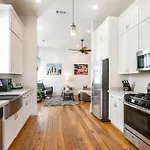Apartment Private 3br On Carondelet By Hosteeva New Orleans