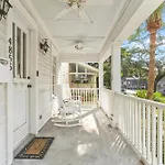 Magazine St Stay Pool Spring Festivals