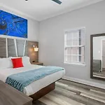 Holiday home Five Bathrooms With Five Bedrooms And Stylish New Orleans