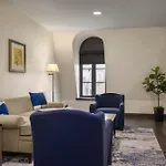 Inn Le Richelieu In The French Quarter