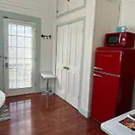 Garden Cottage In The Heart Of Nola