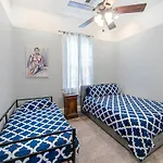 St Ann Creole Victorian - 5 Bed-5 Bath