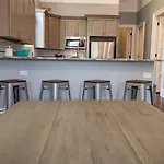 St Philip Gem 5 Bed-5 Bath Steps To Fq - Monthly