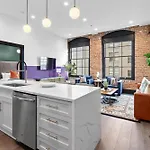 Steps From Dome Spacious 2 Br2Ba Wqueen Sleeper Sofa Perfect For Up To 6 Guests Amenities Galore