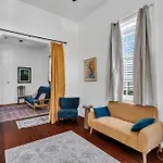 Classic Bywater Shotgun Suite Great Location In Bywater