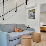 Chic Getaway Across From French Quarter 3* New Orleans