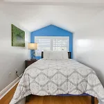 Apartment Comfortable Rooms Near All Nola Hot Spots