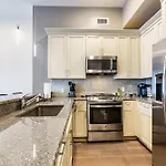New Orleans Luxury Rentals - The Oak