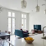Apartment Roami At St. Charles *