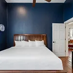 4br Luxury Uptown Retreat W Private Heated Pool Holiday home *