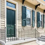 4Br Luxury Uptown Retreat W Private Heated Pool