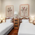 Holiday home 4br Luxury Uptown Retreat W Private Heated Pool