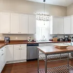 Holiday home 4br Luxury Uptown Retreat W Private Heated Pool