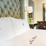 International House Hotel
