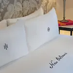 Hotel International House