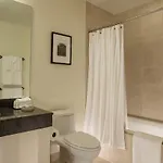 International House 4* New Orleans