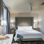 Hotel International House