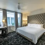 International House Hotel